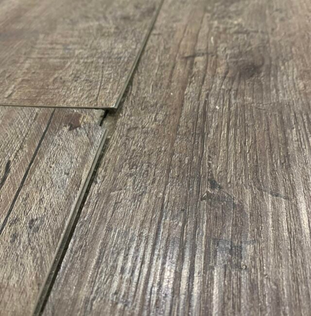 How Can I Replace A Damaged Laminate Flooring Plank?